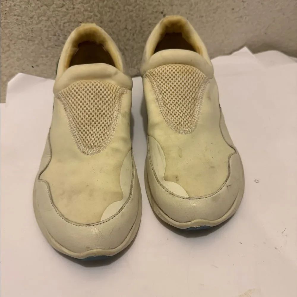Tory Burch Cream Slip-On 🥿 Sneakers